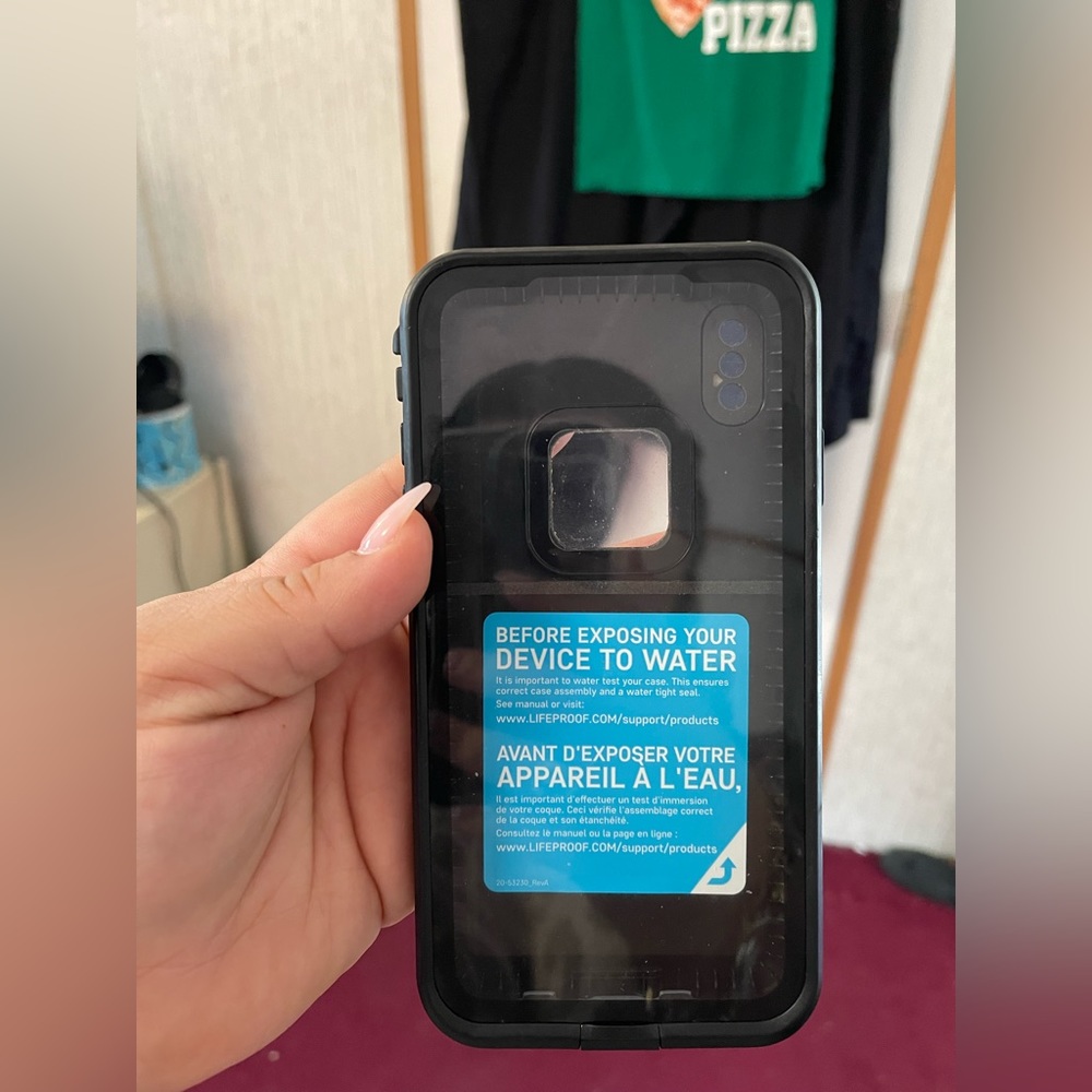 Used: lifeproof case iPhone XS Max black